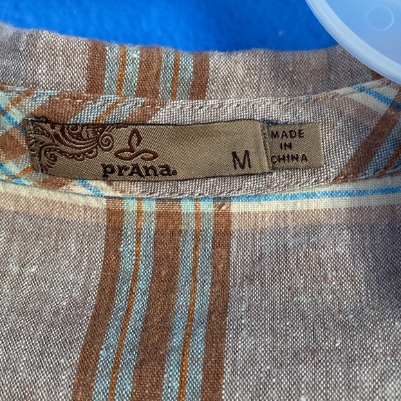 Prana Women’s McCray Button Down Top. Driftwood Plaid Color. Hemp Blend, Size M. - Picture 4 of 12